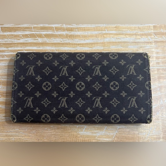 Louis Vuitton Brown Denim Monogram Mini Lin Wallet - Picture 2 of 11